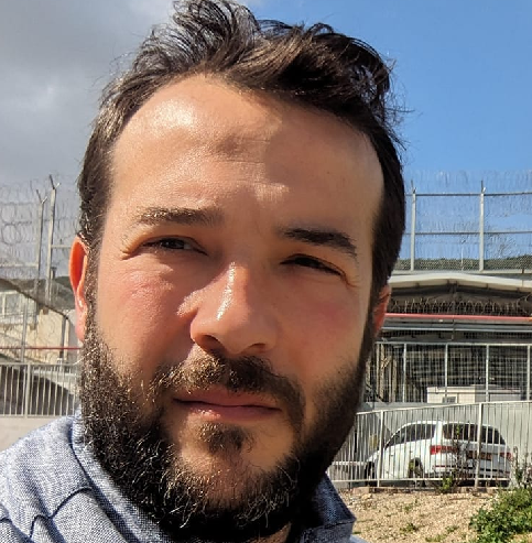 דין כוכבי קורא לעצמו סנגור אבל מייצר רק מתלוננות שווא סחטניות ומעלילות מין