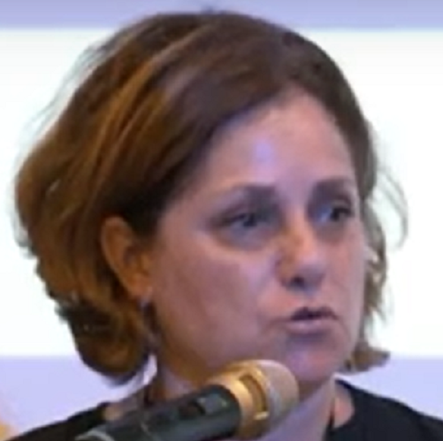אורית קוטב מזמהמת כל הליך בנוכחותה הזדונית והפוגענית