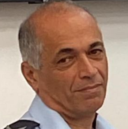 כורש ברנור התפעל מהחמוקיים והציצי של הדס קליין ונשבה בקסמה הכובש
