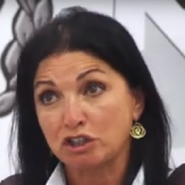 נילי טולדנו מפקדת הכלא של אולמרט התחילה כעובדת סוציאלית משוגעת