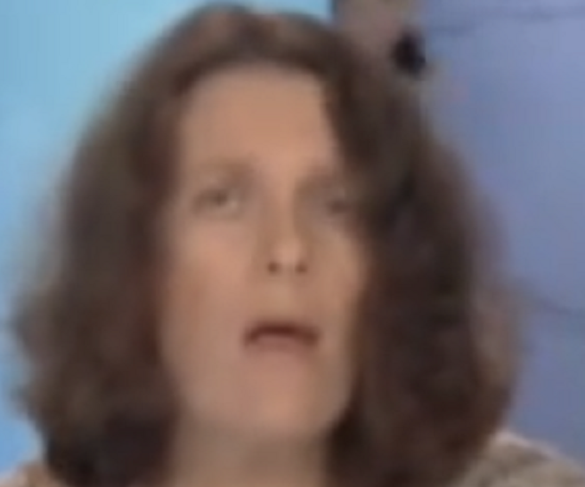 רבקה נוימן זונת ויצו לתפירת תיקי אלימות נגד גברים