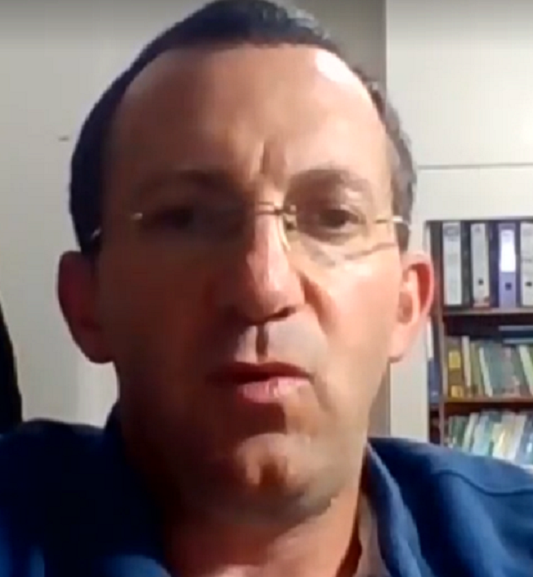 אריאל אררט פרקליט נאלח מציק לציבור