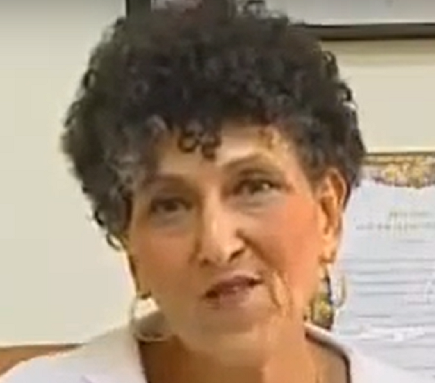 ניבה מילנר כלבת השטן מהנוחבה חוטפת ילדים עם אורגזמה בכוס