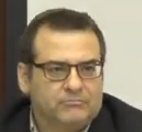 שרון פרידמן אם נאשם מתכבד לפנות לסנגוריה זה טוב לפרקליטות כי ימכרו אותו