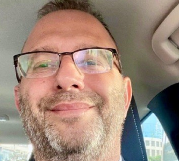 ברוך בריזל קיבל המלצה מגלי בהרב מיארה לטיול ממומן 3 ימים בצרפת