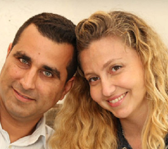 גלעד זבידה עם זוגתו שיר קולטון בשירות הקפלנוחבה והחונטה