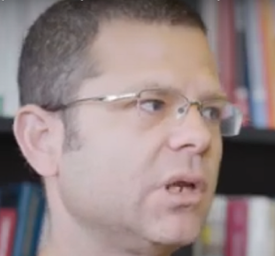 דורון נבות מרצה לשוטרים על שחיתות שלטונית בתנאי שמדובר במפלגות ימין