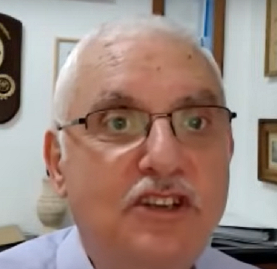 אבי וייס קורע לפרקליטות את מסיכת הצביעות