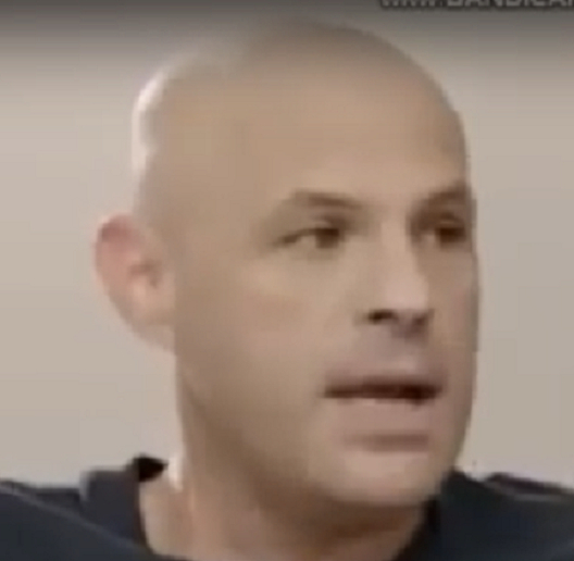 אושיק רושינק קמפיינר לטמפונים משווק את חנה חימי והעובדות הסוציאליות