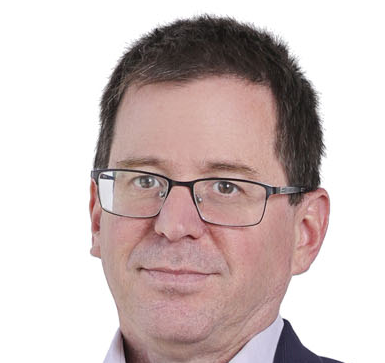 יריב שי ישינובסקי נושה בתעשיית הנוכלות של הנוכל דימיטרי שטוחין