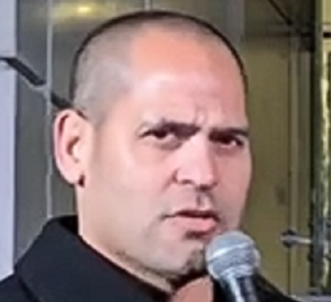 אבי כאלו כישלון טוטאלי בפרוסט אנד סאליבן