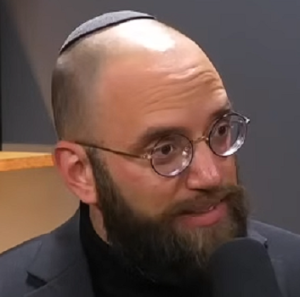 דוד פטר עשה מיצחק עמית קרקס