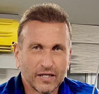 קובי שקלאר סוגד לשקמה ברסלר וגלי בהרב מיארה