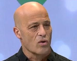 אורי סבר בלש בשירות רות דיין וולפנר ושירלי שי