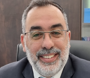 שמעון סויסה עורך דין לפמיניסטיות וסחטניות מין